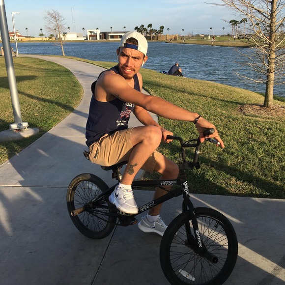 Profile Picture of Miguel angel Loranchet (@loranchet_27) on Poshmark