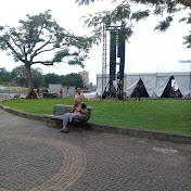 Profile Picture of Lim Wee (@limwee5774) on Youtube