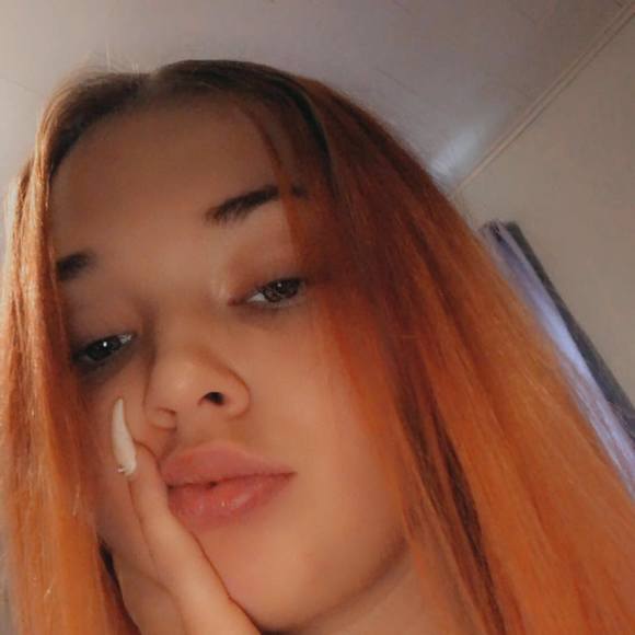 Profile Picture of Jasmine Hetzel (@smillypitbull) on Poshmark