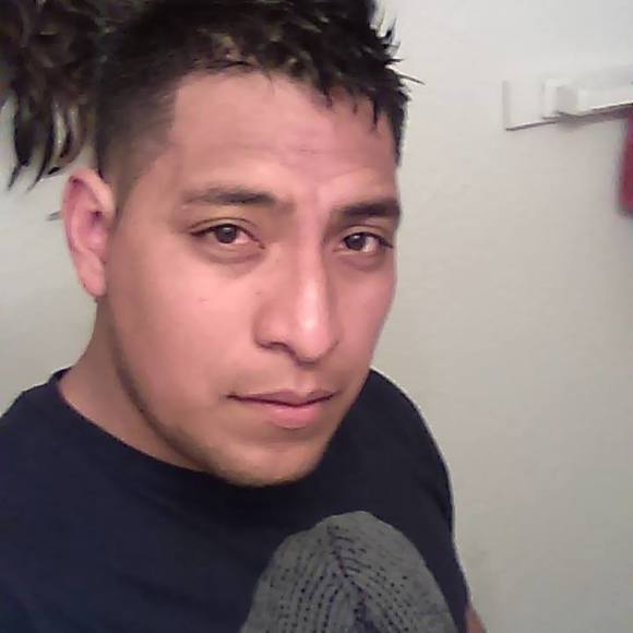 Profile Picture of Cesar Trinidad (@cesarns624) on Poshmark