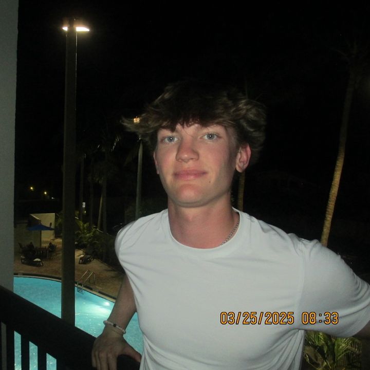 Profile Picture of kyle (@ky1e.rhineberger) on Tiktok