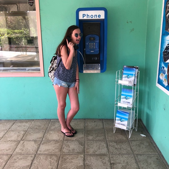 Profile Picture of Allie Nickeas (@allienick) on Poshmark