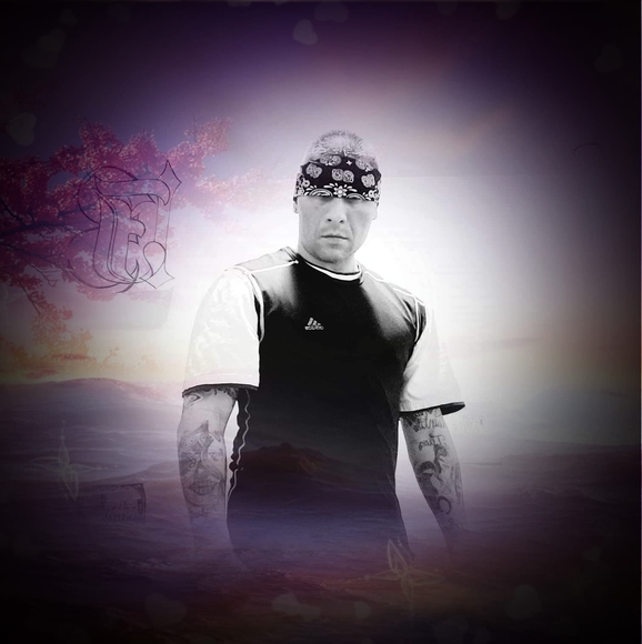 Profile Picture of Mario Gurule (@mariogurule) on Poshmark