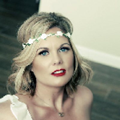 Profile Picture of MrsHarv (@carriew33495817) on Twitter