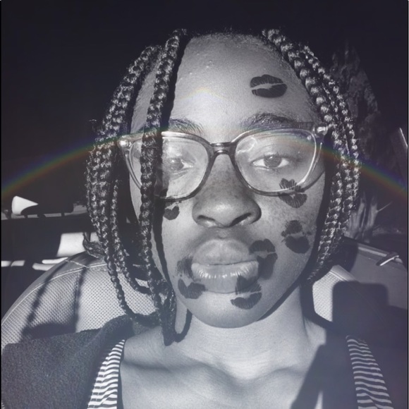 Profile Picture of Amanda Madubuko (@haulbyamanda) on Poshmark