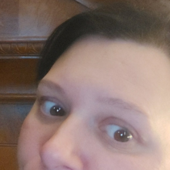 Profile Picture of Shawna Downing (@shawnadowning) on Poshmark