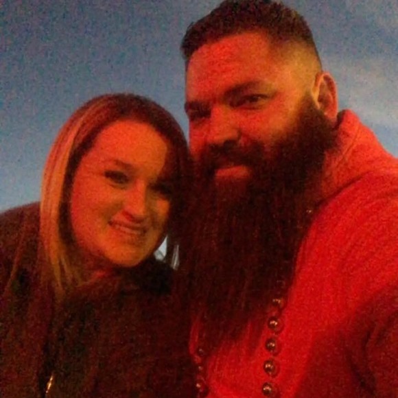 Profile Picture of Danielandcorinne Bedford (@danielbedford1) on Poshmark