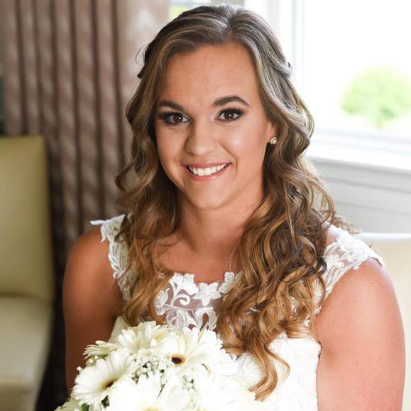 Ashley Mauroff - Poshmark Profile Picture of Ashley Mauroff (@ashleymauroff) on Poshmark