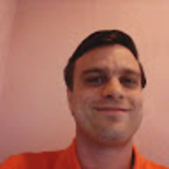 Profile Picture of Steve Hutchison (@bobonono) on Poshmark