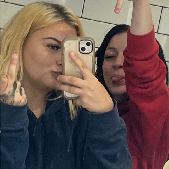 Profile Picture of Cori Allen (@coriallen559) on Poshmark