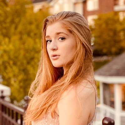 Profile Picture of Isabelle Warzecha (@its_bellegrace) on Twitter