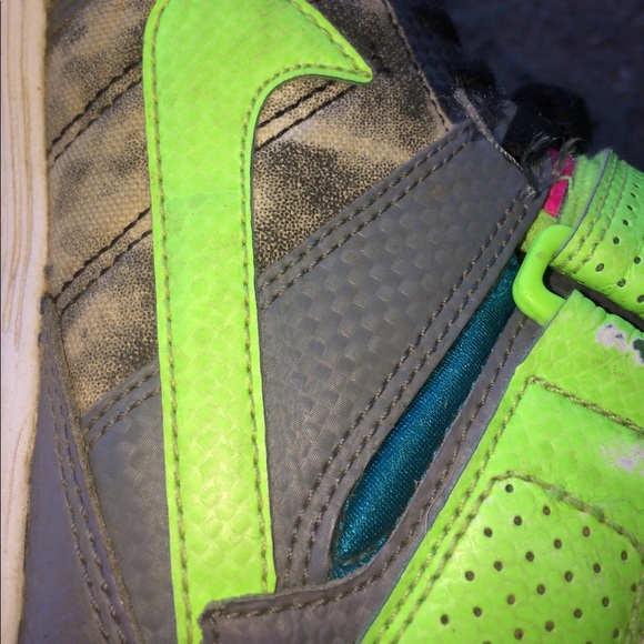 Profile Picture of Jane Earnest (@lul_janey) on Poshmark