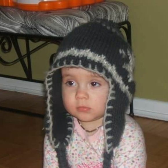 Profile Picture of Joëlle-ann G vallée (@joebedie1) on Poshmark