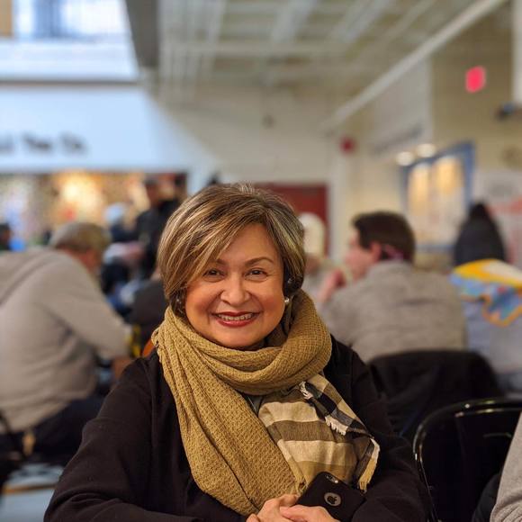 Profile Picture of Marivic Maglanoc (@mdgmaglanoc) on Poshmark