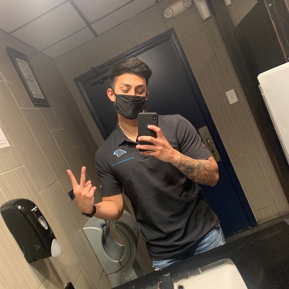 Profile Picture of Mike Cantu (@mikecantu397) on Poshmark