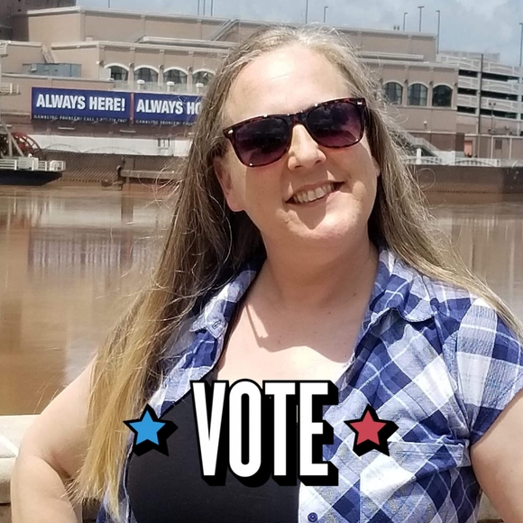 Profile Picture of Mendy Rozycki (@angel184) on Poshmark