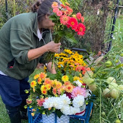 Profile Picture of Laurene Hulbig Farmer Florist (@LaureneHulbigFarmerFlori-tv7gc) on Youtube