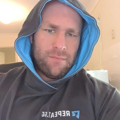 Profile Picture of Scott Bednarski (@Scottyboomser) on Twitter