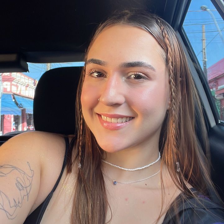 Profile Picture of Cris Minari (@crisminari) on Tiktok