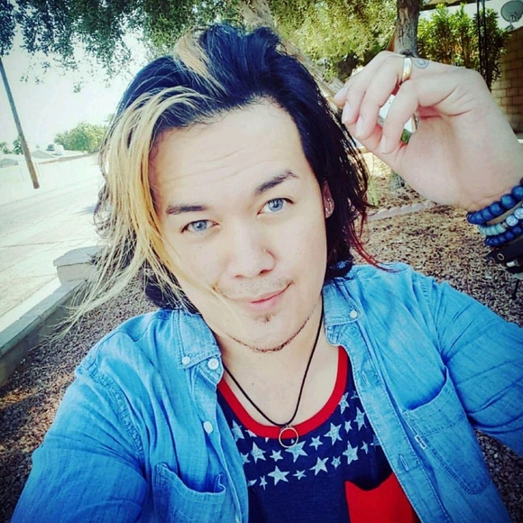 Profile Picture of Mark david Gonzaga (@writeonthemarkd) on Poshmark