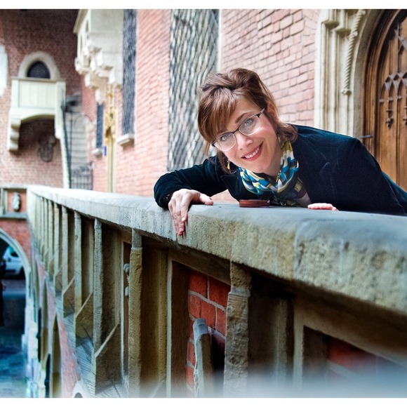 Profile Picture of Danielle Ignatenko (@dignatenko) on Poshmark