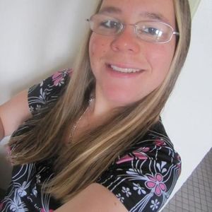 Profile Picture of Kerri Hoff (@kerril) on Myspace