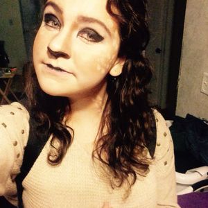Profile Picture of Phoebe Dawson (@phoebe5sosfam) on Myspace