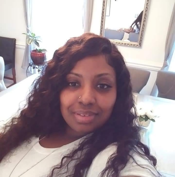 Profile Picture of Tamika Tindle (@lavoshia43) on Poshmark