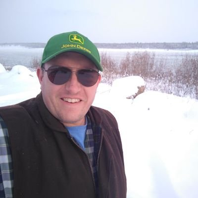 Profile Picture of Josh Campbell (@Splash_Campbell) on Twitter