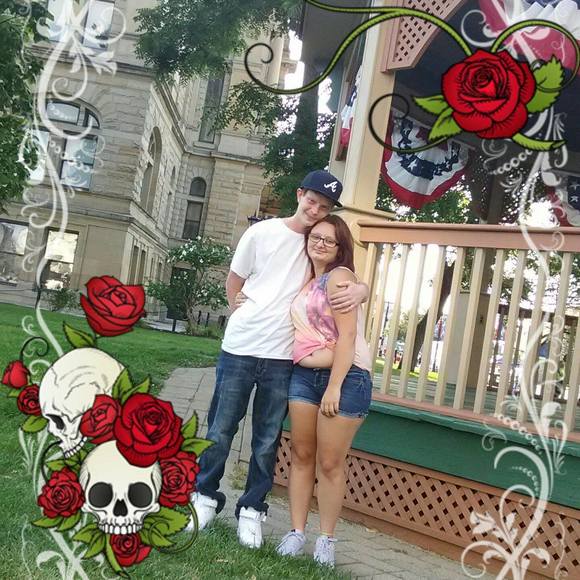 Ronda Redkey - Poshmark Profile Picture of Ronda Redkey (@redkeyronda1130) on Poshmark