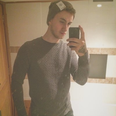 Profile Picture of Toby Mitchell (@WhaatIzLife) on Twitter