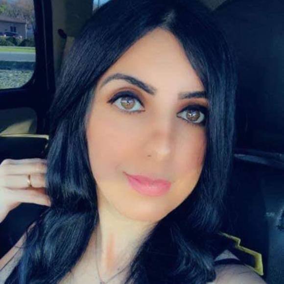 Profile Picture of Sundos Albazi (@yalmass) on Poshmark