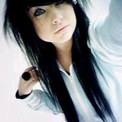 Profile Picture of Annie Clemmensen (@annie_andy) on Twitter