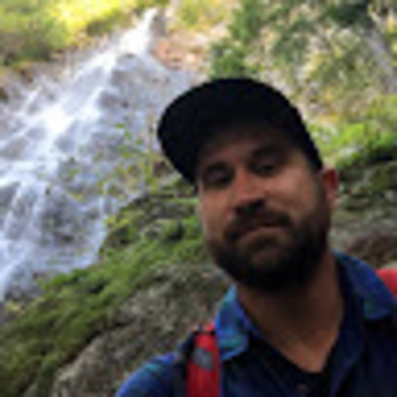 Profile Picture of Matt Martens (@matt_martens) on Poshmark