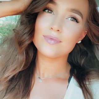 Profile Picture of Cori Craig (@coriscraig) on Facebook
