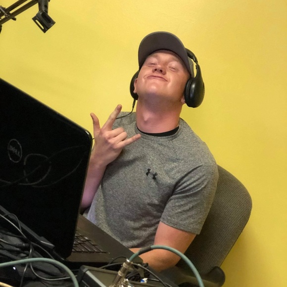 Profile Picture of Kainen Whitehead (@credsfan08) on Poshmark