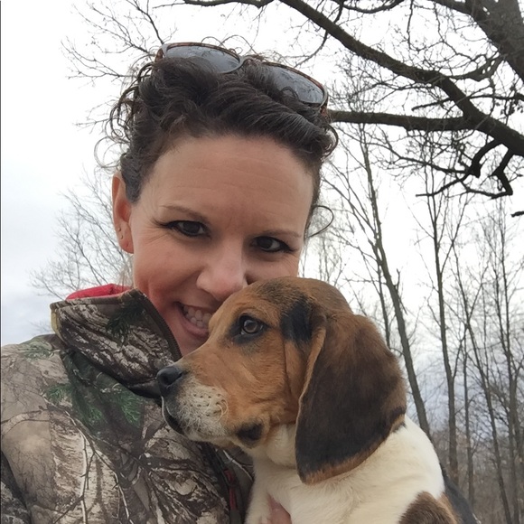 Profile Picture of Amy Thalman (@thalmana) on Poshmark