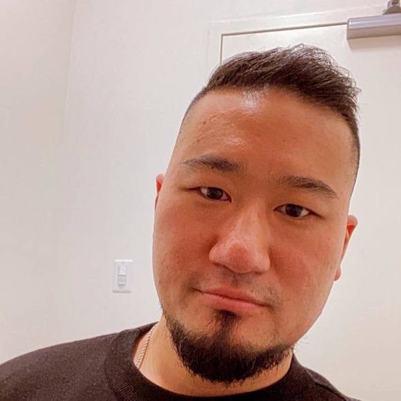 Profile Picture of Brian Wang (@bladez166) on Poshmark