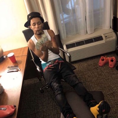 Profile Picture of DelShawn (@DelShaw37504318) on Twitter