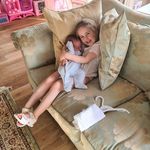 Profile Picture of Lisa McNicol (@lisaslittleluxuries) on Instagram