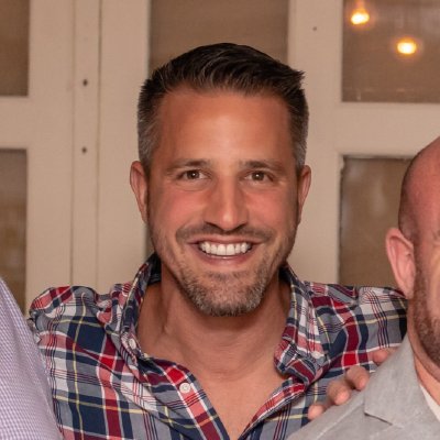 Profile Picture of Kevin Shane (@stogiemonster) on Twitter