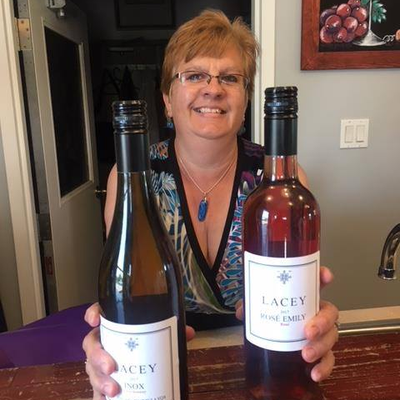 Profile Picture of Elizabeth Lacey (@LizLaceyWine) on Twitter