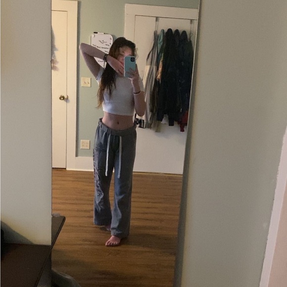 Profile Picture of Tegan Wightman (@teganwightman) on Poshmark