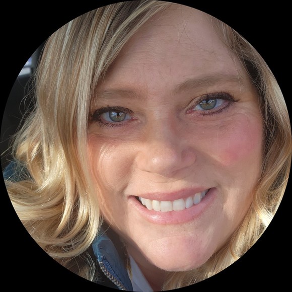 Profile Picture of Christi Kotus (@cjkotus) on Poshmark