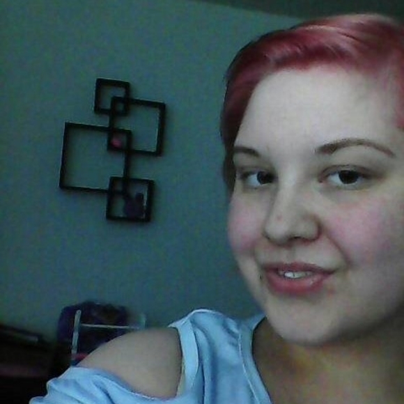 Danielle Lindenstruth - Poshmark Profile Picture of Danielle Lindenstruth (@lindenstruthd96) on Poshmark