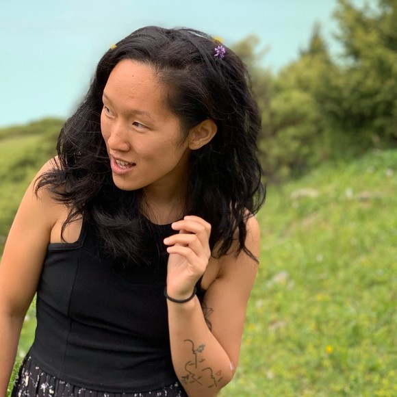 Profile Picture of Michelle Sheu (@michelleksheu) on Poshmark