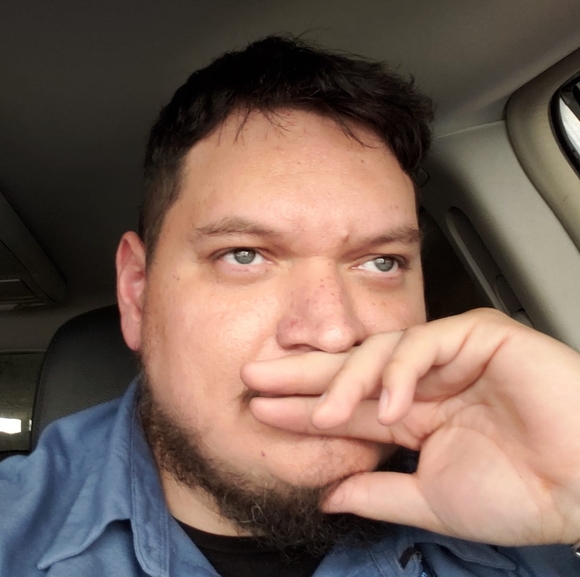 Profile Picture of Philip Martinez (@philipmartinez) on Poshmark