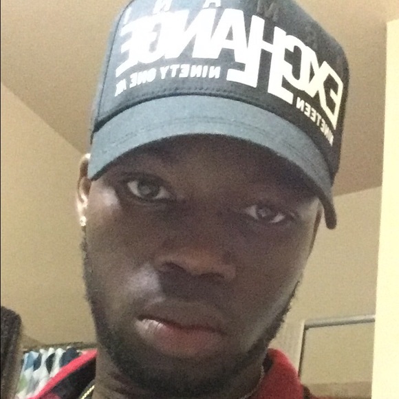 Riel Emordi - Poshmark Profile Picture of Riel Emordi (@rielmayna) on Poshmark