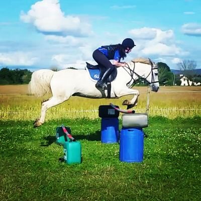Profile Picture of Alice Tobin (@alice_tobin7) on Twitter