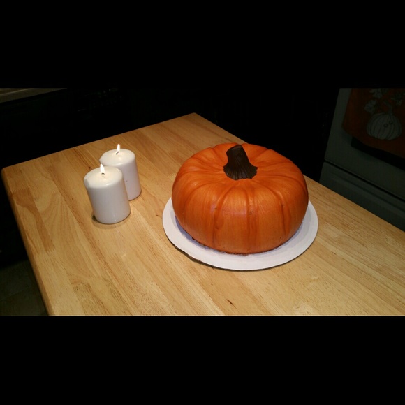 Profile Picture of Angela Fariss (@angefariss226) on Poshmark